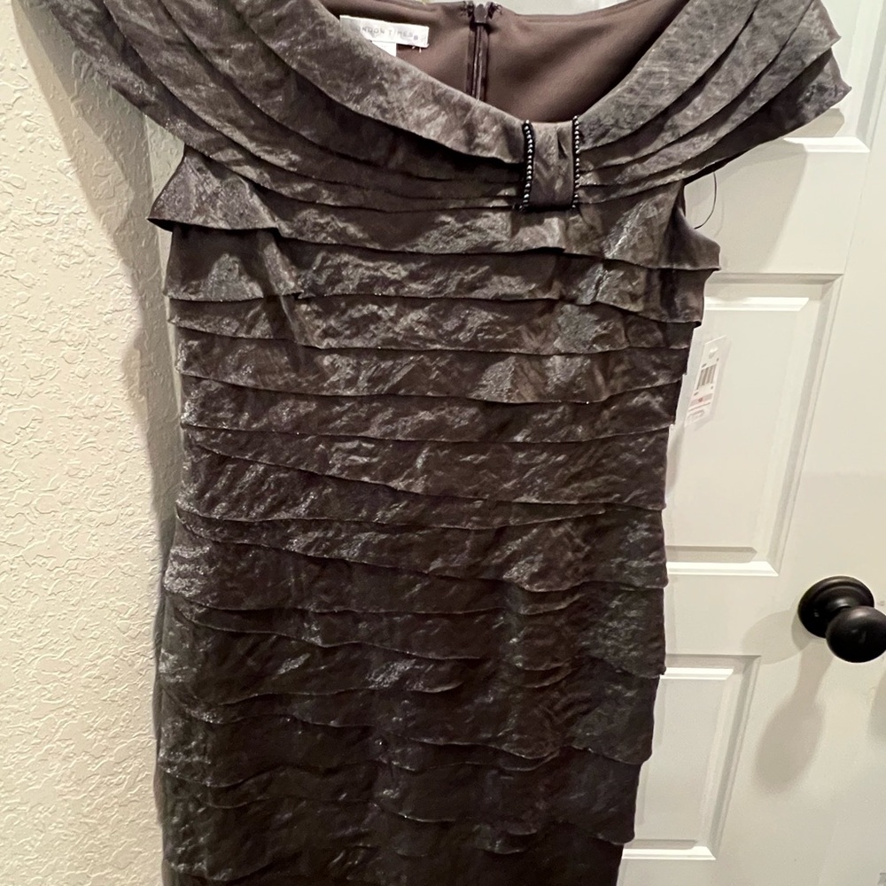 London Times Strapless Gray Dress